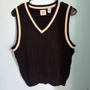 GAP Black Knit Vest with Cream Trim